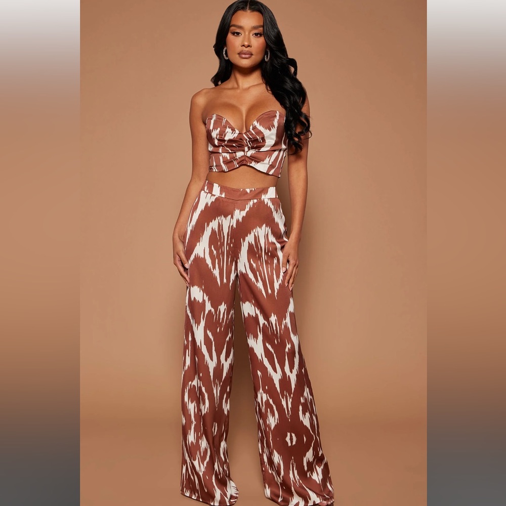 Fashion Nova- Satin Pants Set